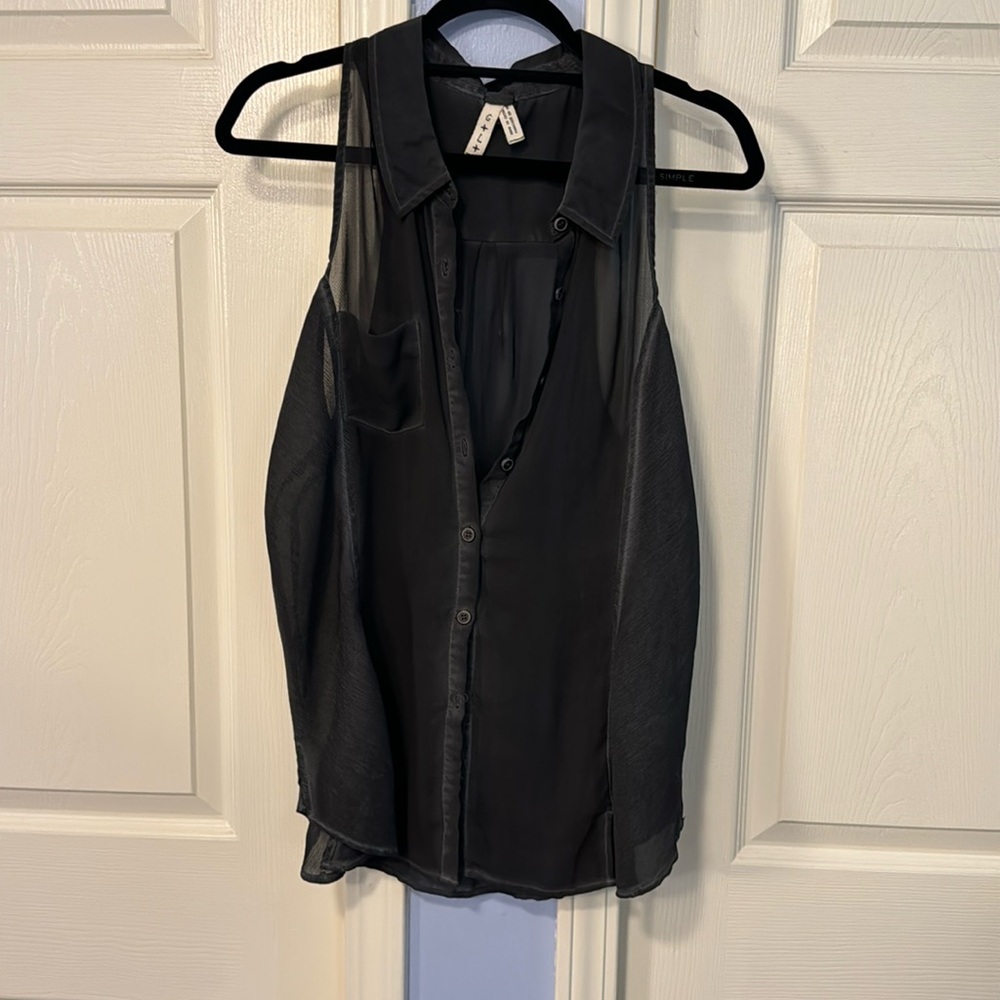Free People Sleeveless Buttondown